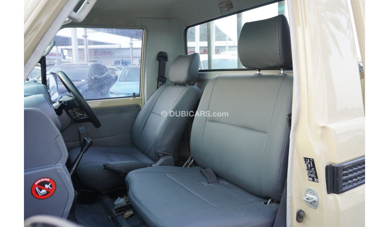 Toyota Land Cruiser Pick Up Hard Top