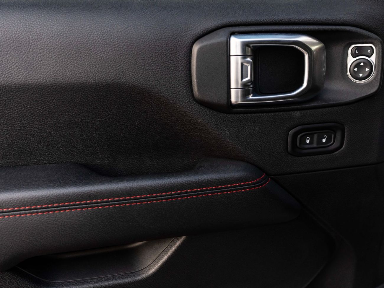 Jeep Wrangler Rubicon 3.6L A/T (5 Seater)