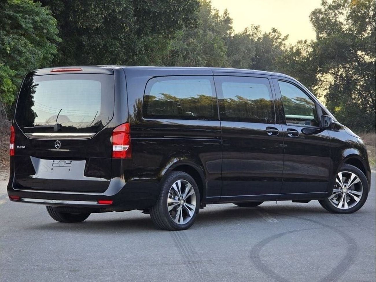 مرسيدس بنز V 250 Std 2.1L