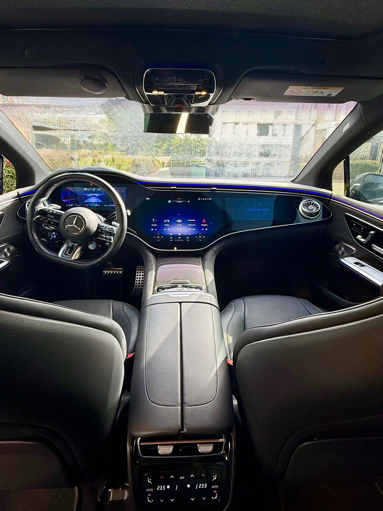 مرسيدس بنز EQE 43 AMG