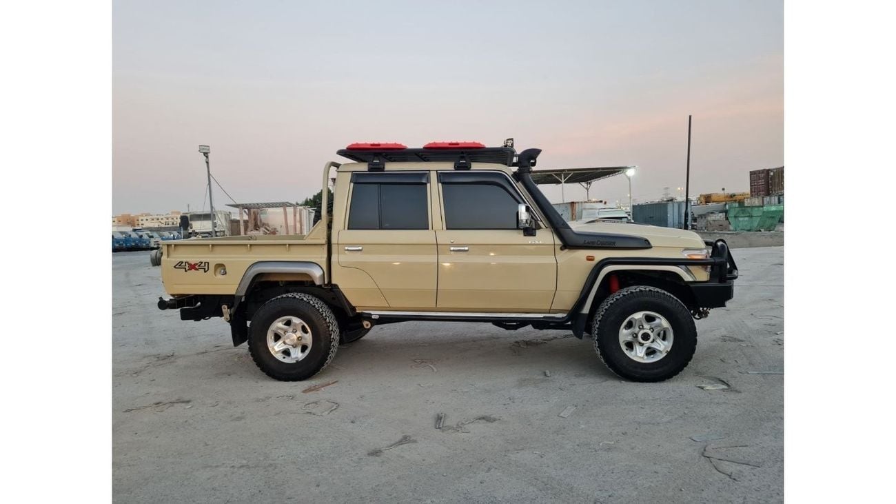 Toyota Land Cruiser Pick Up Double Cabin GX.L