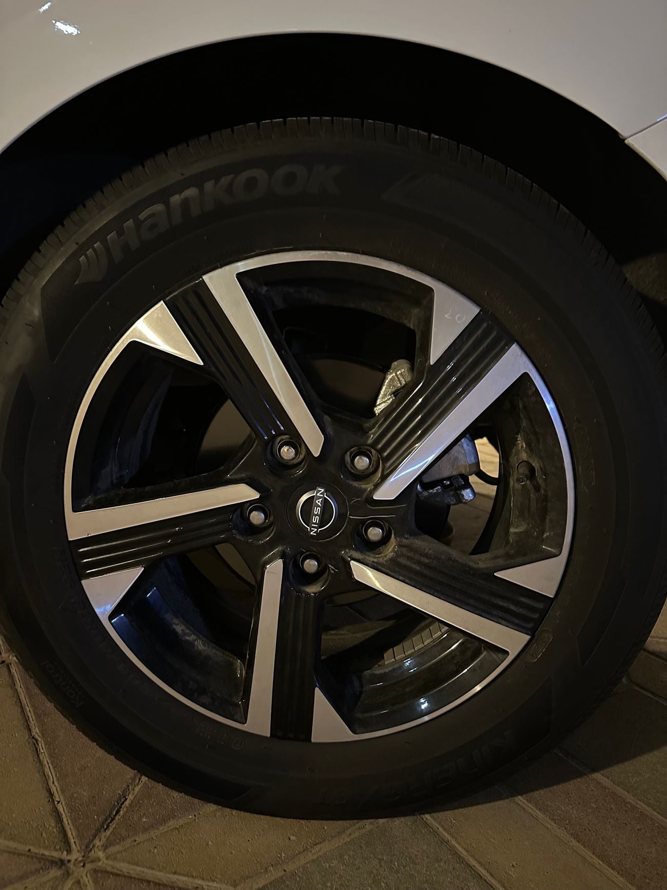 Nissan Sentra Sentra SV 1/2