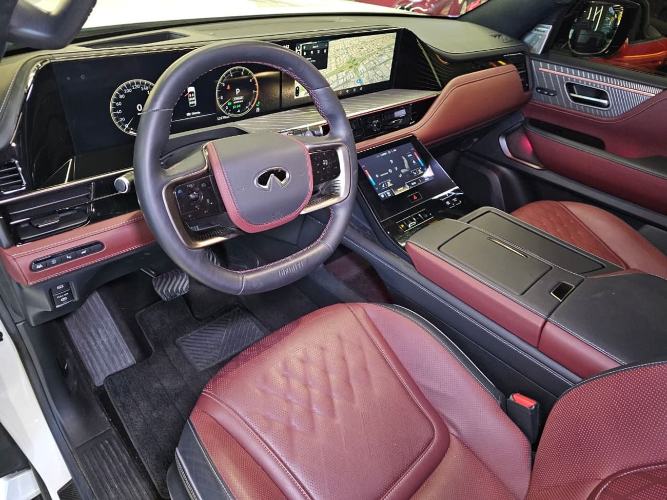 Infiniti QX80 Autograph Bench Chairs 3.5L 2025 Infiniti QX80 Autograph - 5 Years Warranty and Service - Mint condi