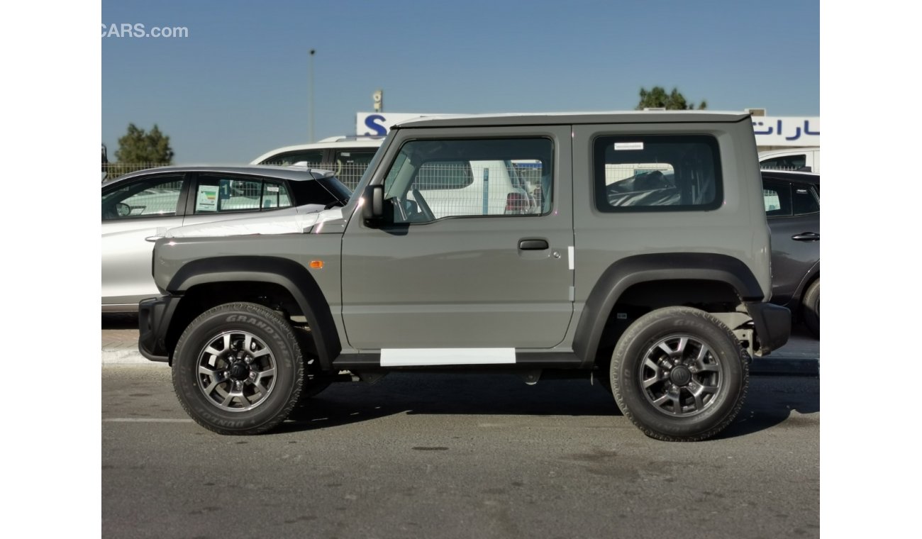 سوزوكي جيمني 1.5L Petrol, 15" Alloy Rims, Key Start, Xenon Head Lights, Fog Lamp, Power Window, CODE - SJGY21