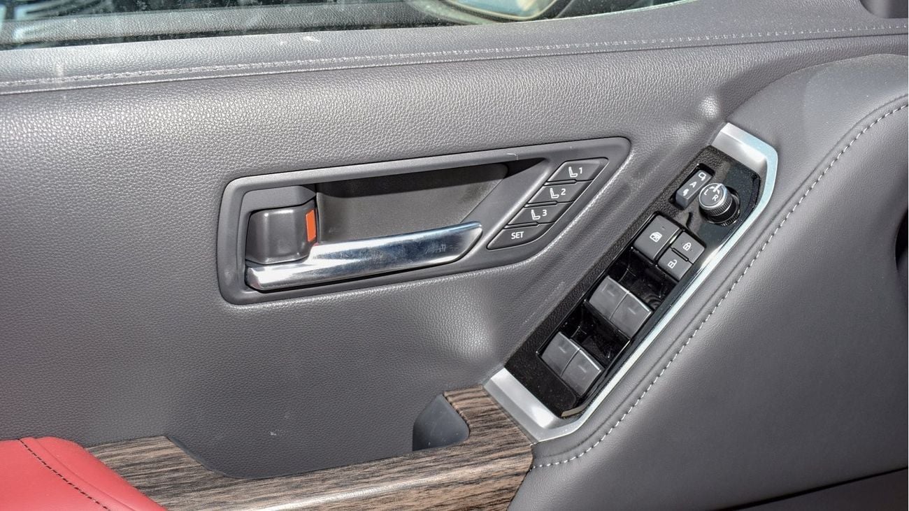 تويوتا لاند كروزر VXR 3.5L TWIN TURBO