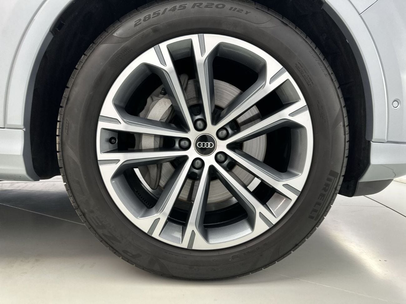 أودي Q7 SUV S line 45 TFSI quattro 252hp (Ref# 03235)