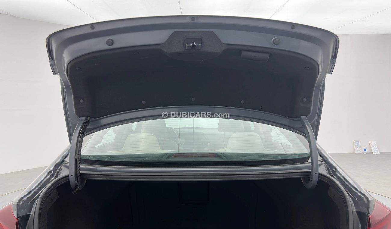 Hyundai Elantra 1600