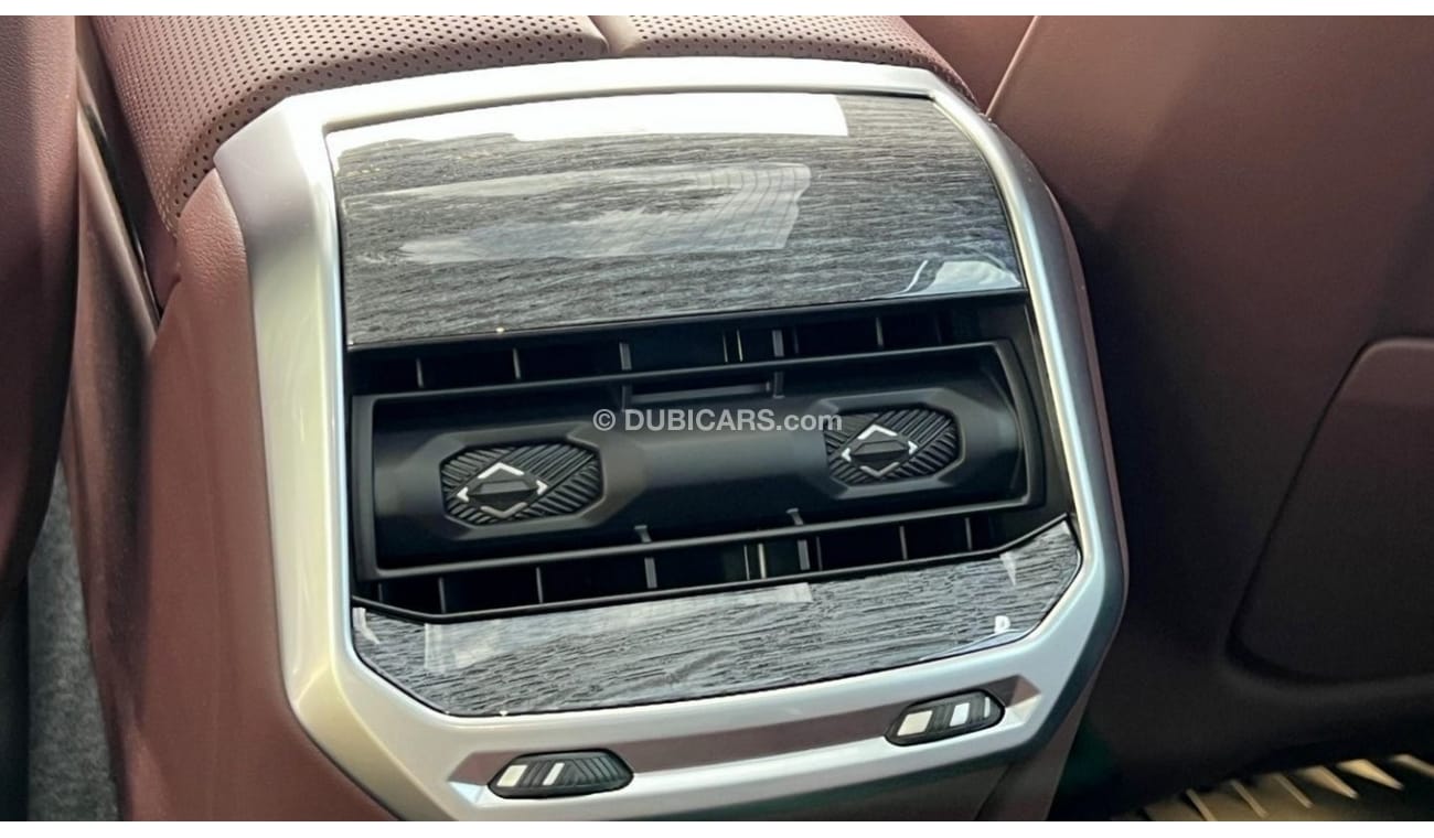 بي أم دبليو 740Li 3.0L 6 Cylinders GCC Brand New