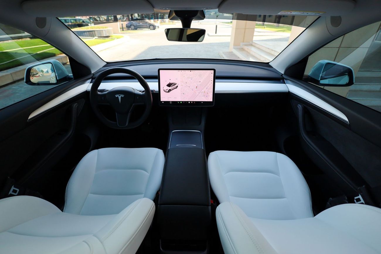 Tesla Model Y Tesla Model Y Long Range 2022 GCC under Agency Warranty with Flexible Down-Payment/ Flood Free.