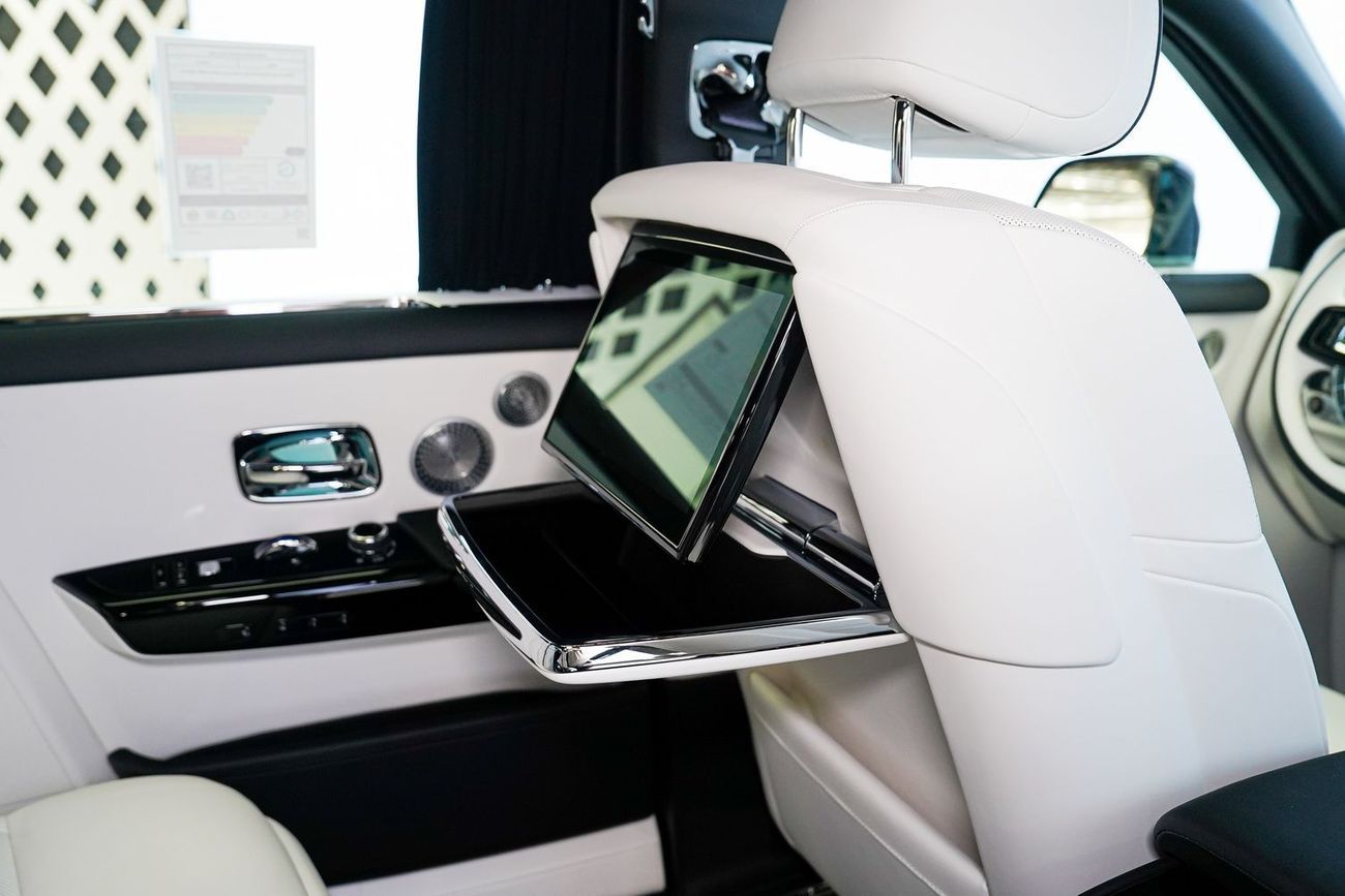 رولز رويس فانتوم Std 6.8L