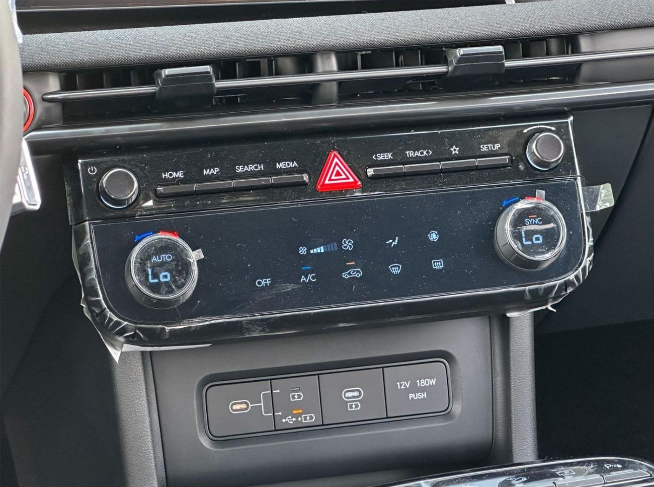 Hyundai Tucson Hundai Tucson L 1.5  model 2026. Full