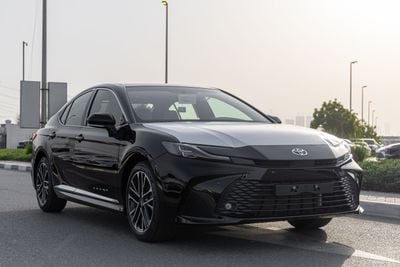 Toyota Camry Toyota Camry LE 2.5 L | Hybrid | Black | Panoramic Sunroof | 1 Electric Chair | 2026 GCC Specs