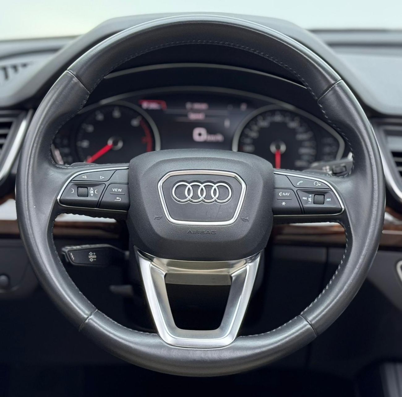 Audi Q5 45 TFSI Quattro S Line 2.0L (252 HP) 2018 AUDI Q5 45 TFSI S-Line Quattro, 1 Year Warranty, Audi Serv