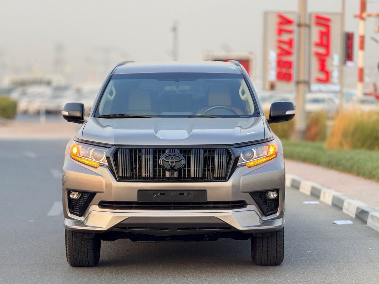 Toyota Prado VXR 2.7L 4WD petrol