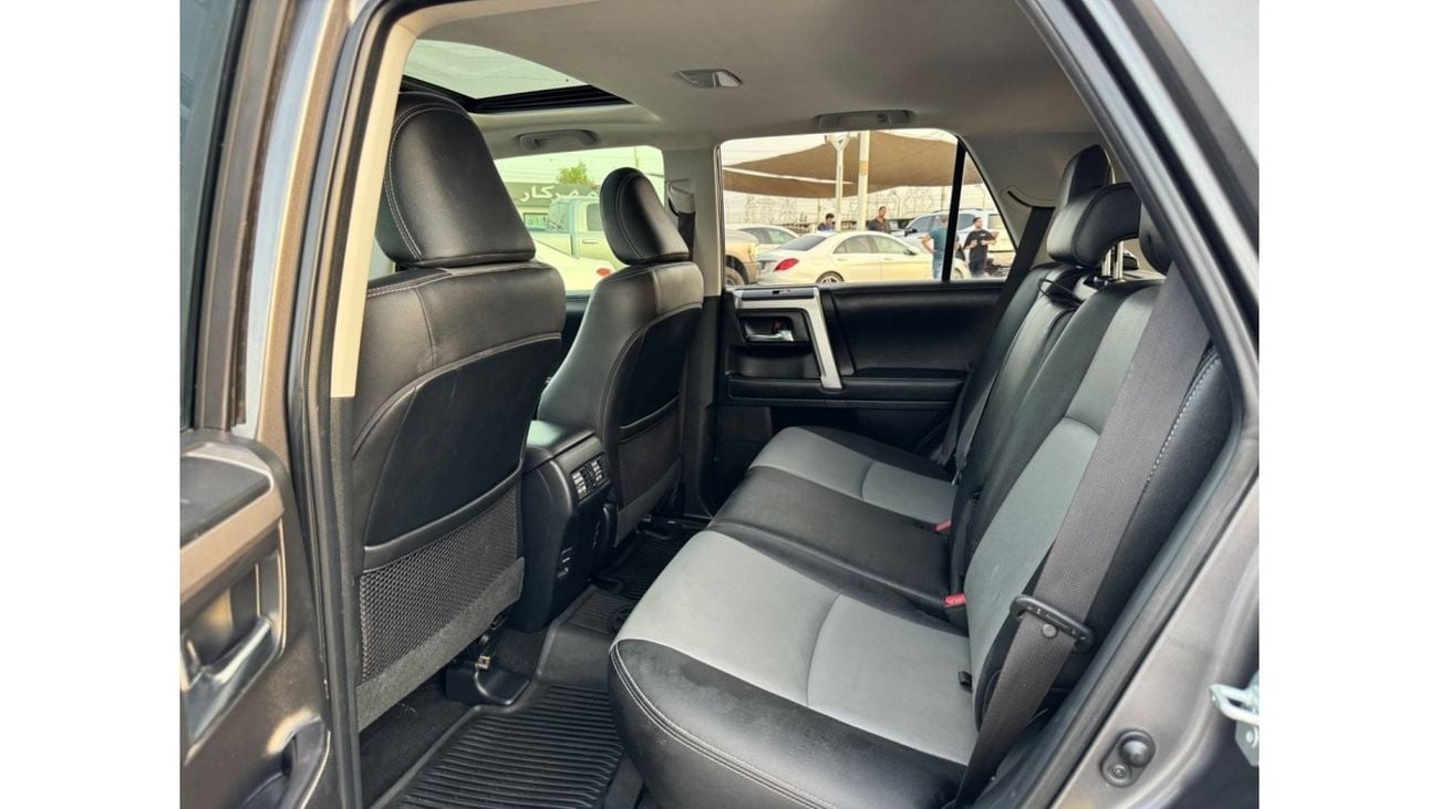 Toyota 4Runner 2019 SR5 PREMIUM SUNROOF 4x4 FULL OPTION US SPEC