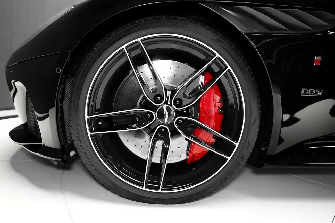 Aston Martin DBS SUPERLEGGERA 5.2L
