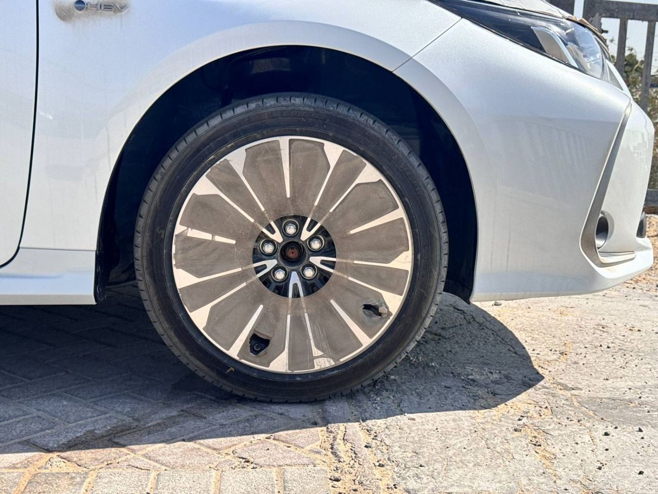 تويوتا كورولا GLI HEV 1.8L