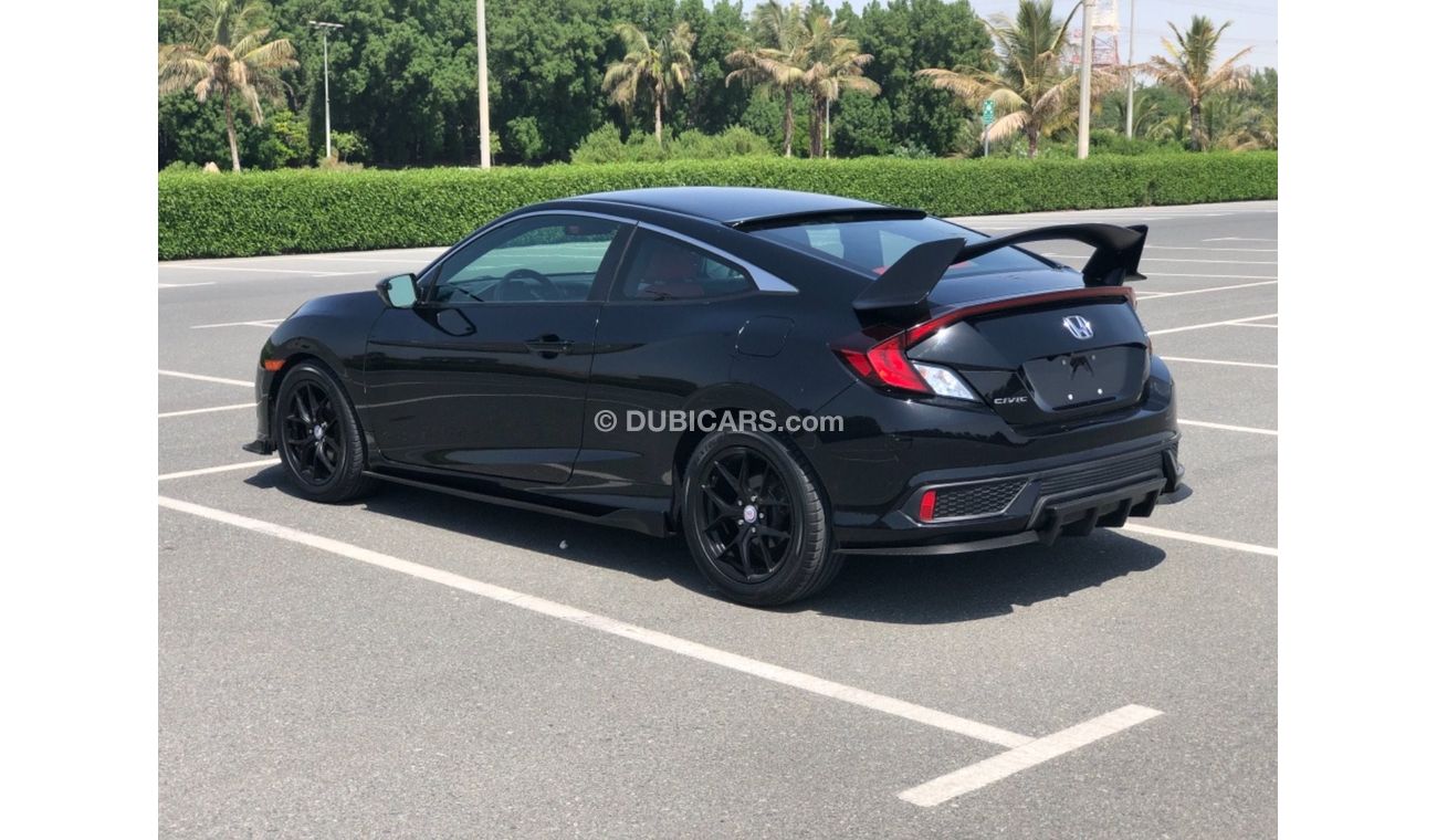 هوندا سيفيك موديل 2016 حاله ممتازه من الداخل والخارج فل مواصفات كراسي جلد ومثبت سرعه وتحكم كهربي كامل ونظام صوت 