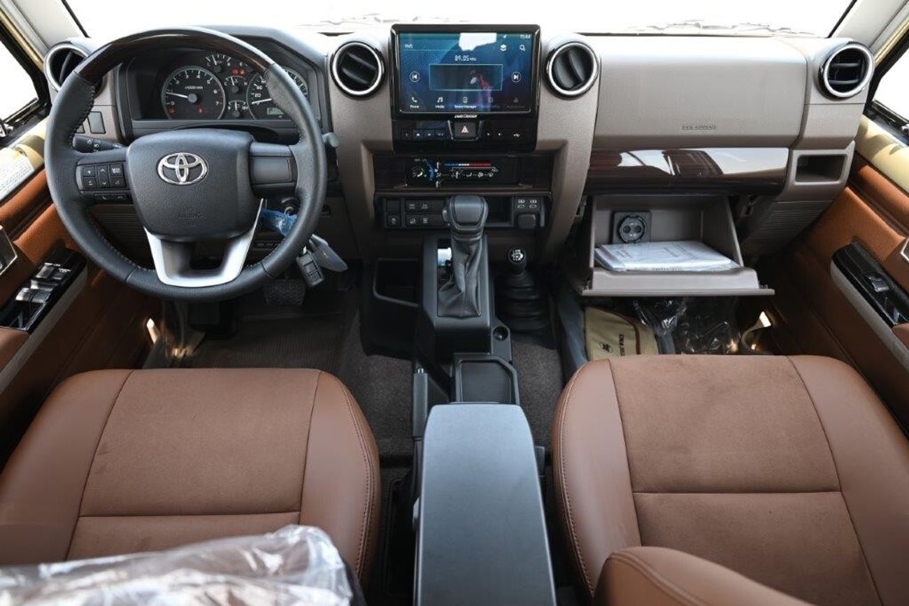 Toyota Land Cruiser 70 71 SWB LX-Z 4.0L Petrol 4WD AT