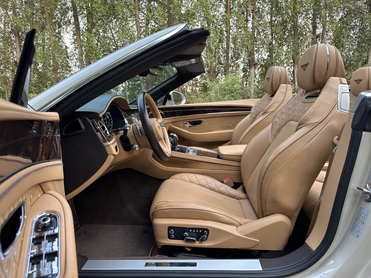 بنتلي كونتيننتال جي تي 4.0T V8 | 2019 | GCC Specs | Immaculate Condition | Full Bentley History