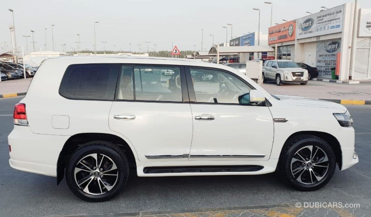 Toyota Land Cruiser GCC  GXR