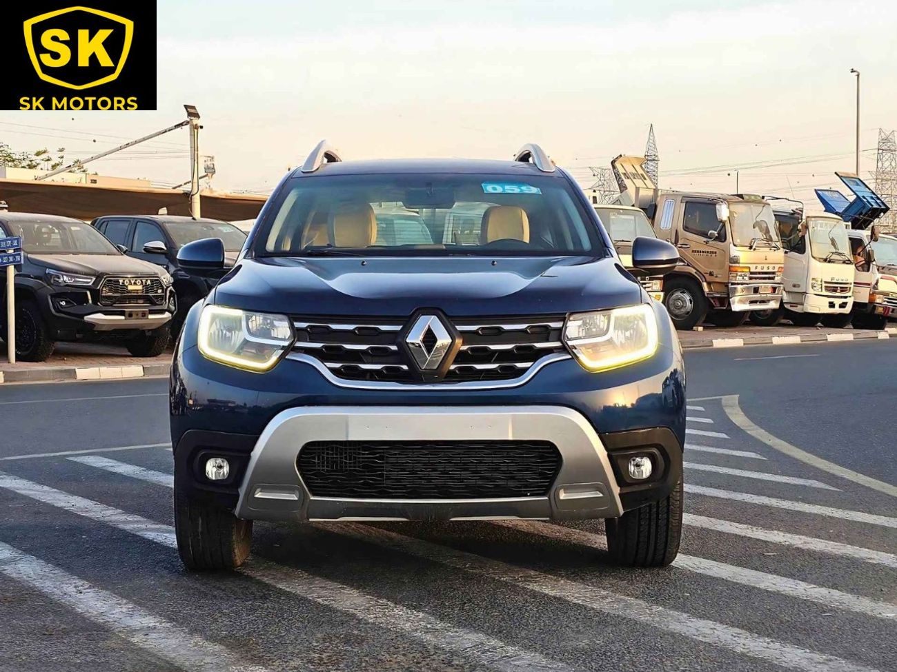 Renault Duster 2.0L 16" ALLOY RIMS / PUSH START / PARKING SENSOR / 4WD CODE#69077