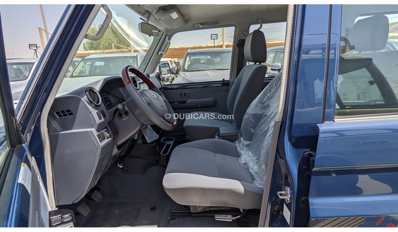 Toyota Land Cruiser 70 76 LX LIMITED V8 4.5L TURBO DIESEL 4WD 5 SEAT MT