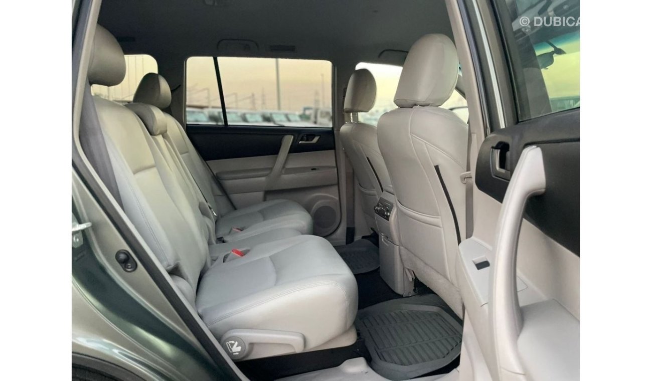 Toyota Highlander “Offer”2013 Toyota Highlander 3.5L V6 4x4 AWD Electric Seats + Rear CAM - - UAE PASS