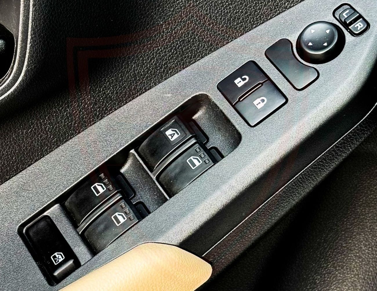 تويوتا يارس تويوتا يارس - 2023 - خليجى - بدون حوادث - محرك 1.5- بحاله ممتازه