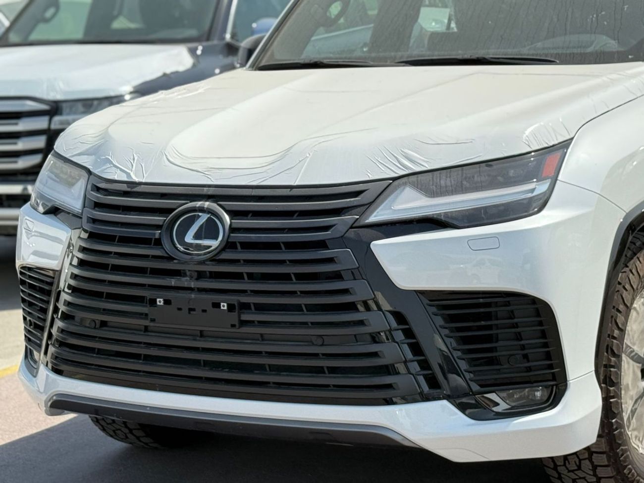 Lexus LX 600 LEXUS LX600 (VJA310) 3.5L SUV 4 WD 5Doors