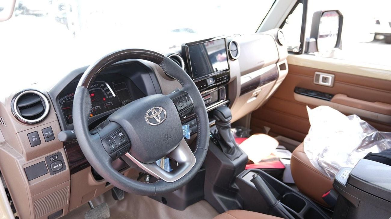 Toyota Land Cruiser Pick Up TOYOTA LC79 PICK-UP SINGLE CABIN 4.0L V6 A/T 2025 FULL OPTION