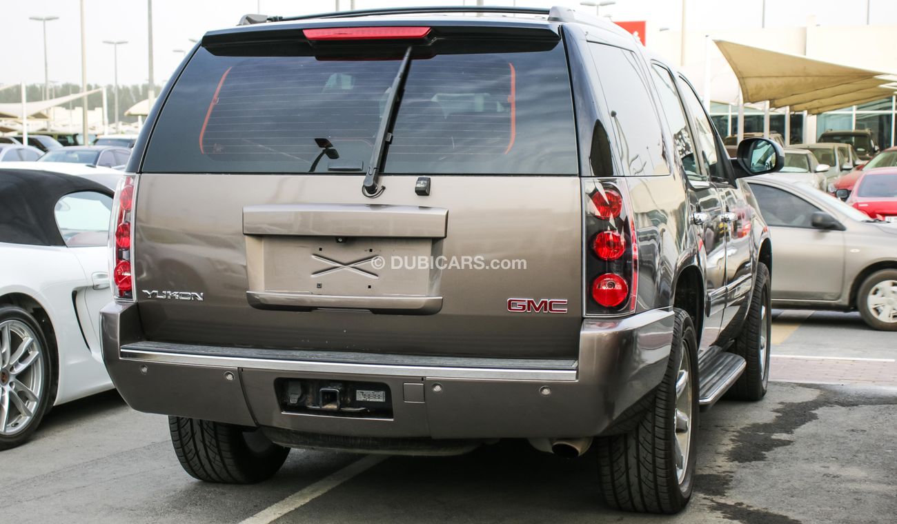GMC Yukon Denali