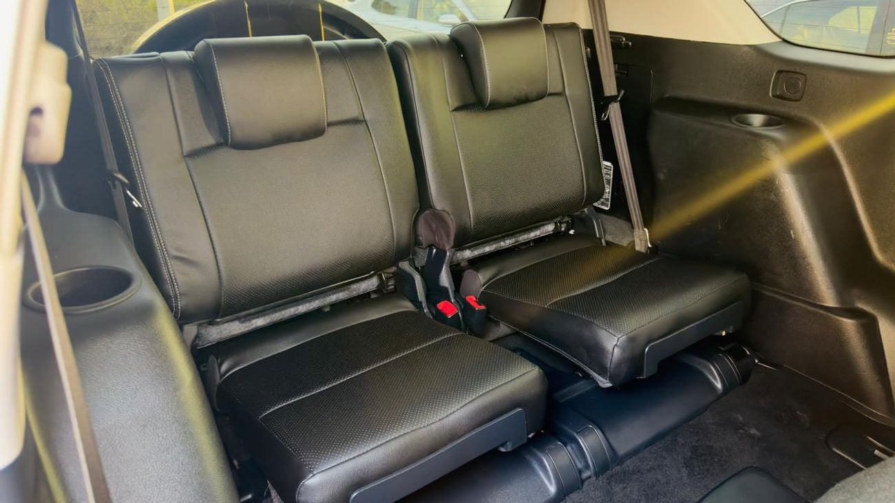 Toyota Prado LEATHER SEATS | PARKING SENSORS | POWER SEATS | AUTO | BULL BAR | RHD