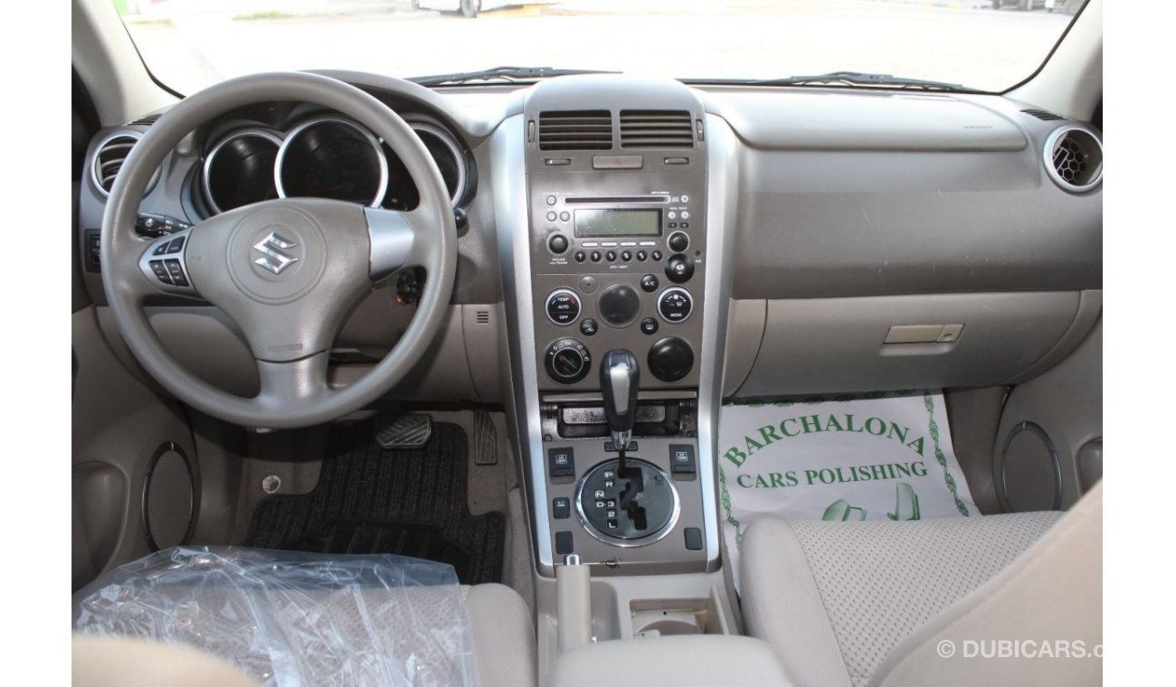 سوزوكي جراند فيتارا سوزوكي فيتارا 2011 خليجي فورويل  بحالة ممتازة بدون حوادث نظيفه جدا من الداخل والخارج