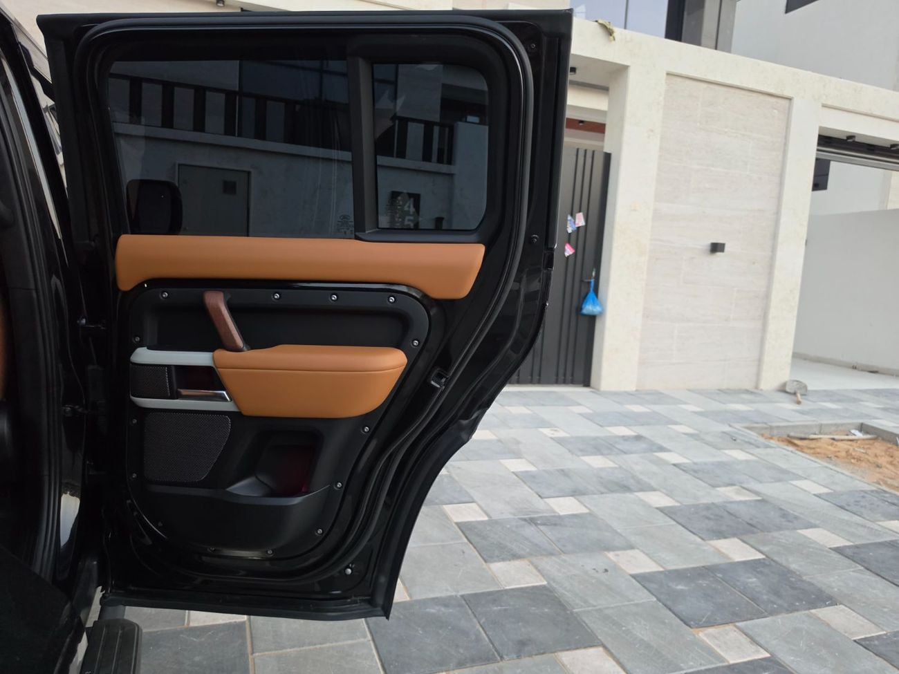 Land Rover Defender 110 HSE P400