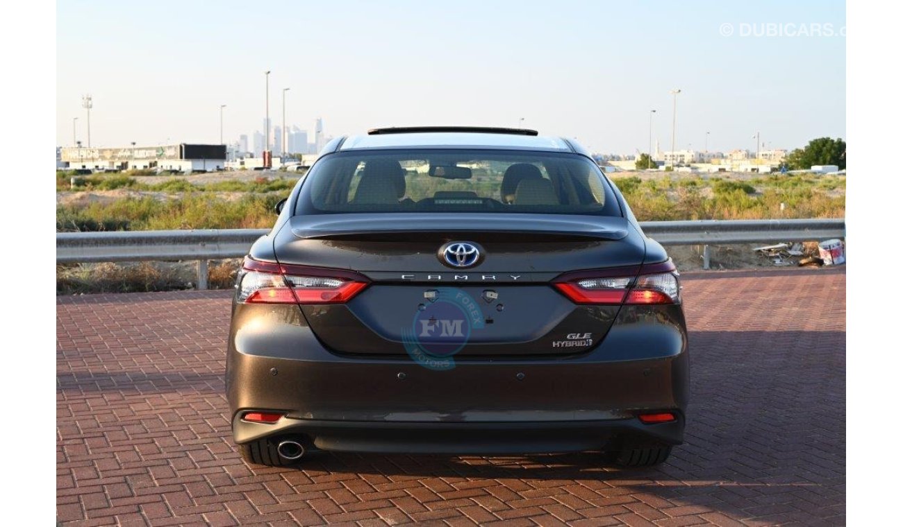 Toyota Camry GLE Hybrid