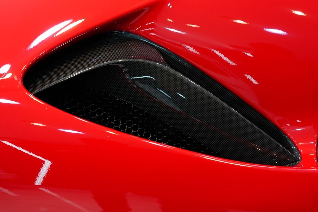 Ferrari SF90 STRADALE 2022 Ferrari SF90 Stradale, Extended Assetto Fiorano Package, Al Tayer Warranty + Service!!