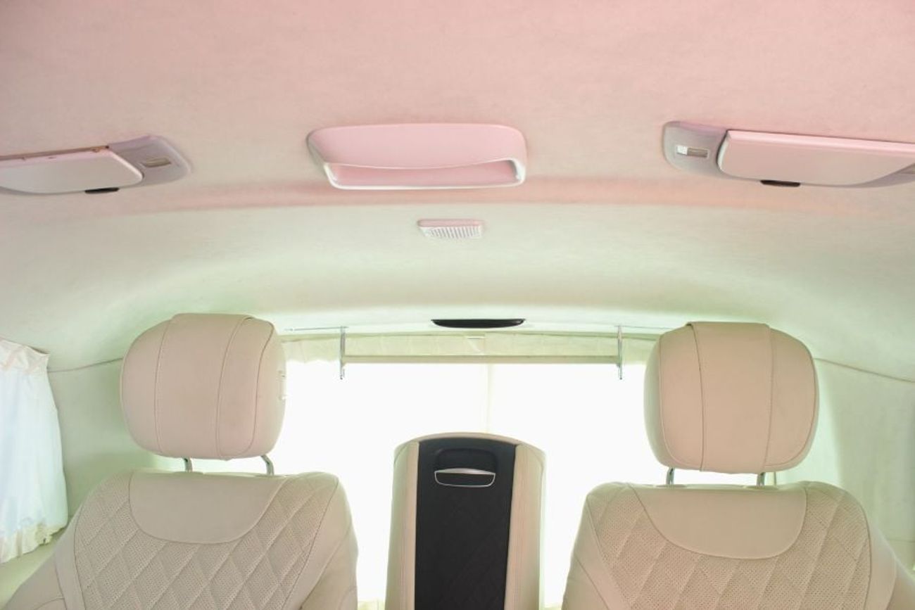 Mercedes-Benz V 250 , 04 Seater VVIP, GCC