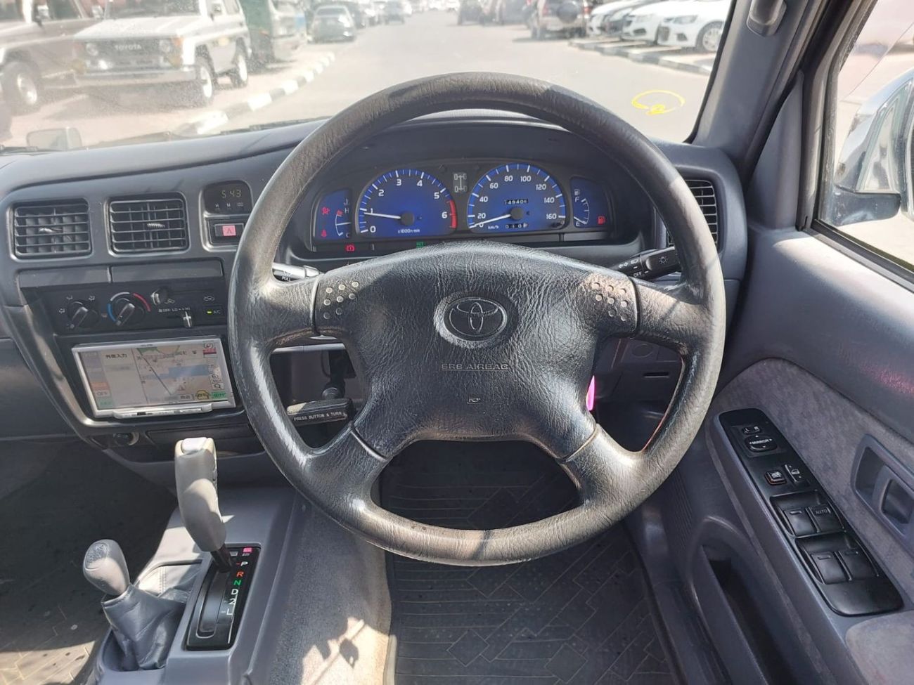 تويوتا هيلوكس TOYOTA HILUX PICK UP RIGHT HAND DRIVE(PM24729)