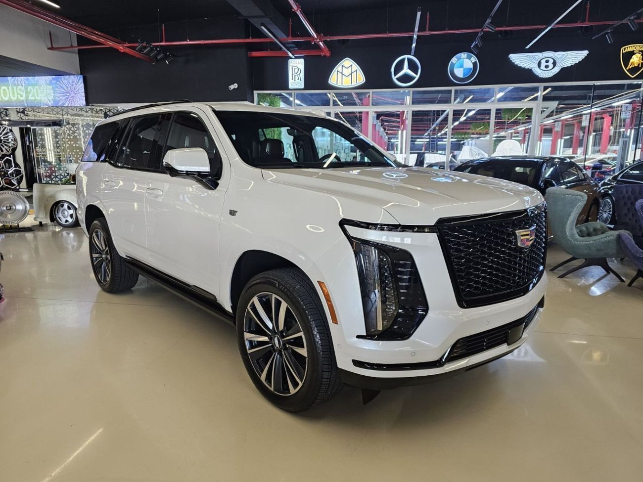 كاديلاك إسكالاد Sport 6.2L 4WD Sport 6.2L AWD 2025 CADILLAC ESCALADE GCC - SPORT - 5 YEARS DEALER WARRANTY + SERVICE