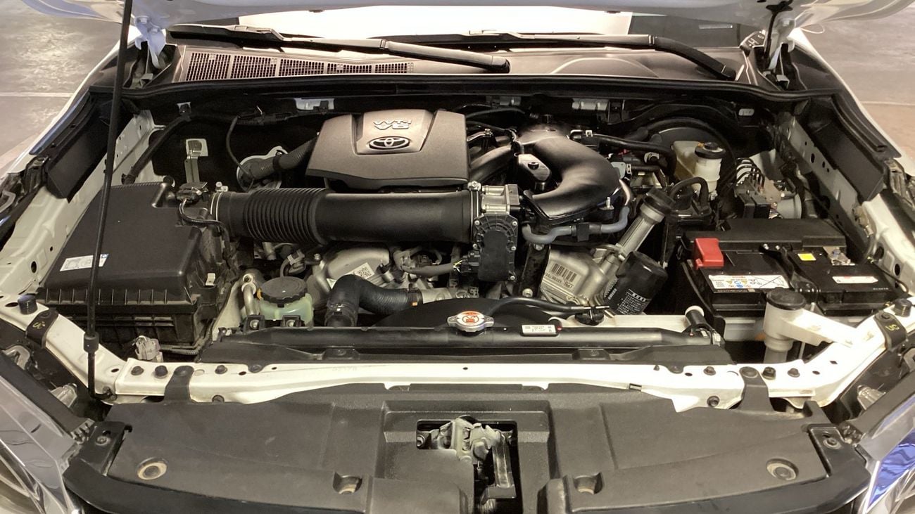 Toyota Fortuner 4.0 4WD AUTO 7STR GXR RA/RB | Guaranteed Warranty | 0 Down Payment