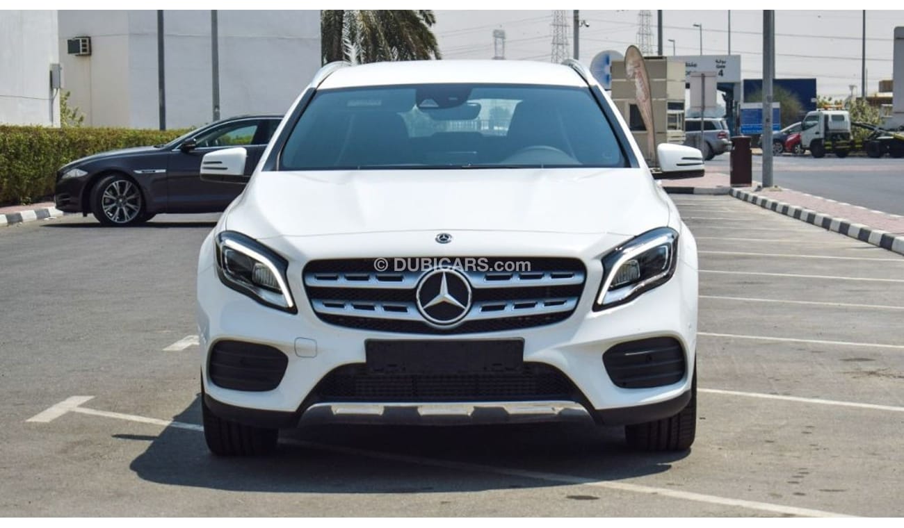 Mercedes-Benz GLA 180 Mercedes GLA180 AMG 2020 (international warranty)