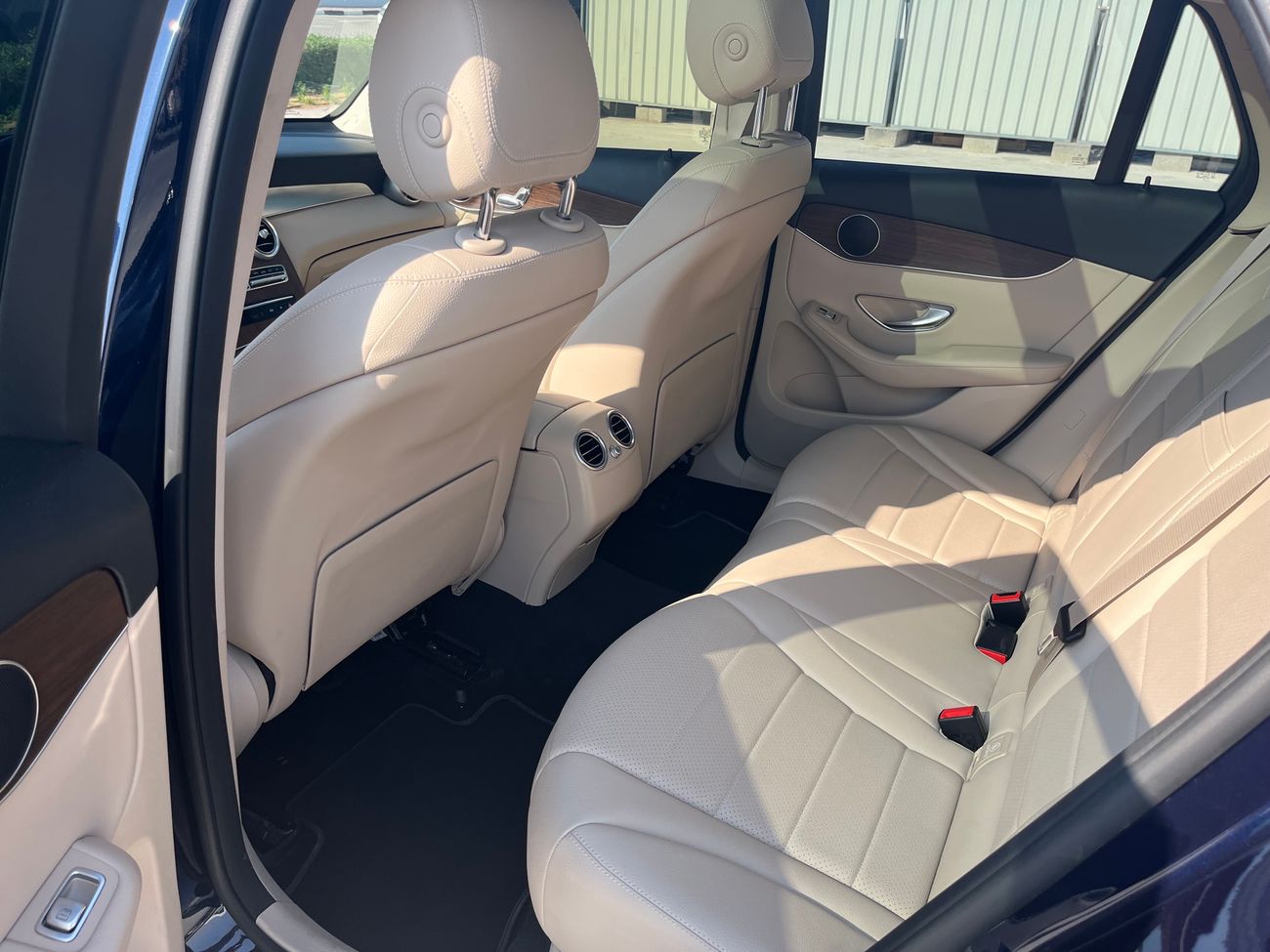 مرسيدس بنز GLC 300