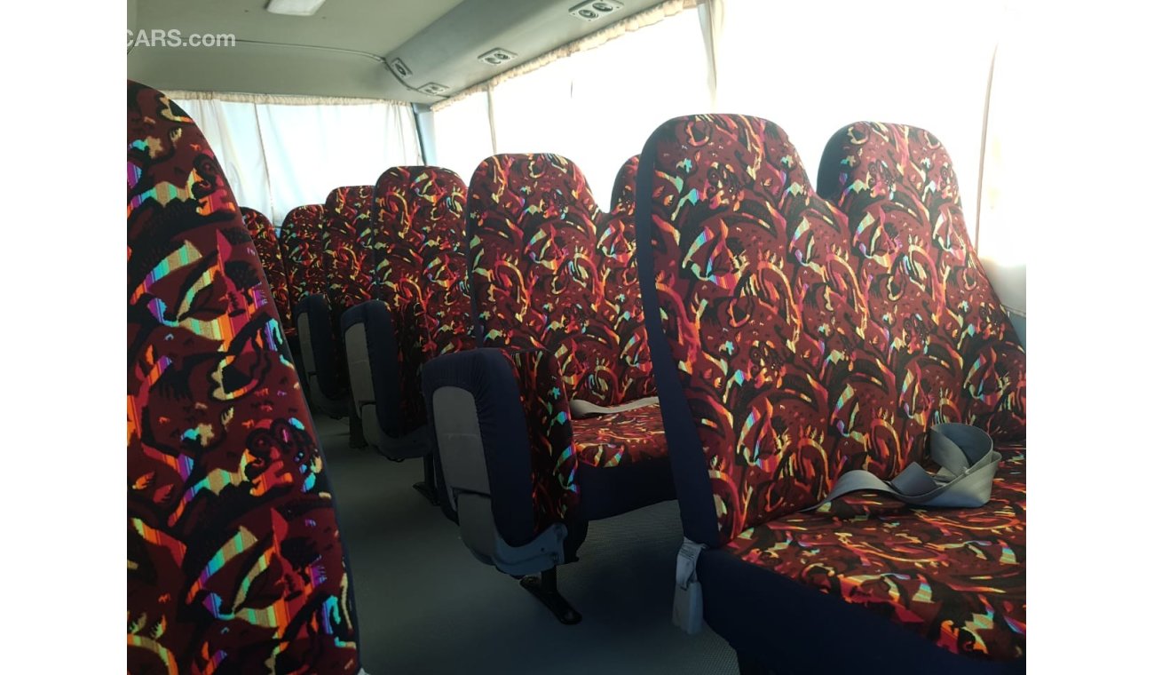 تويوتا كوستر 30 SEATS CLEAN BUS