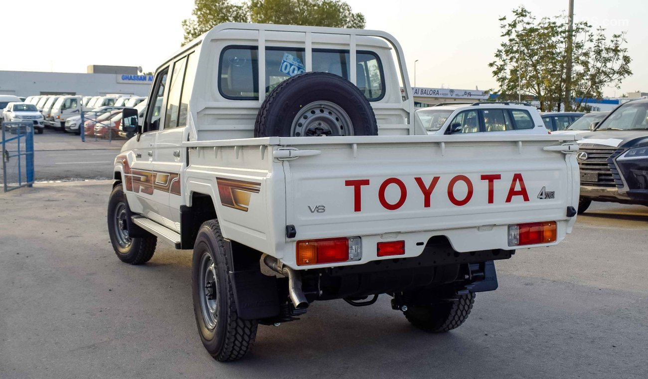 Toyota Land Cruiser Diesel M/T Double Cabin Pickup