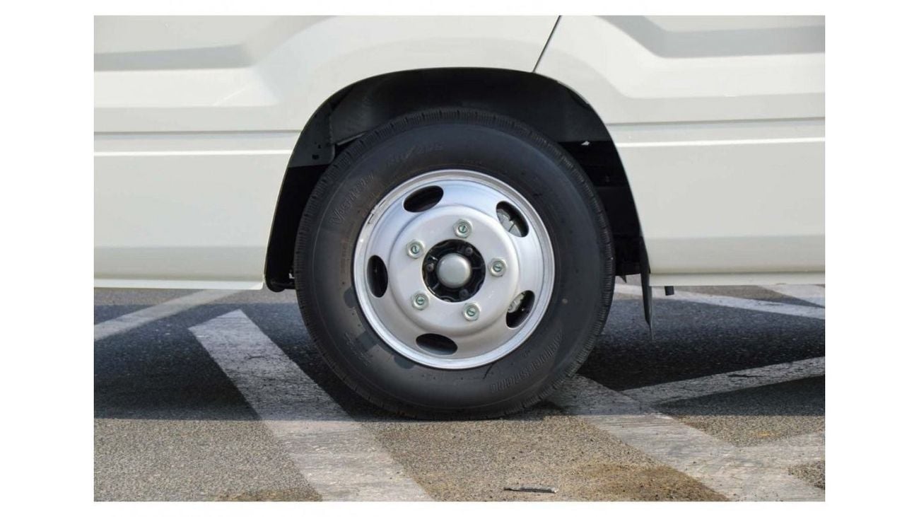 Toyota Coaster Toyota coaster dsl Mt 30 seater 4.2 model 2022