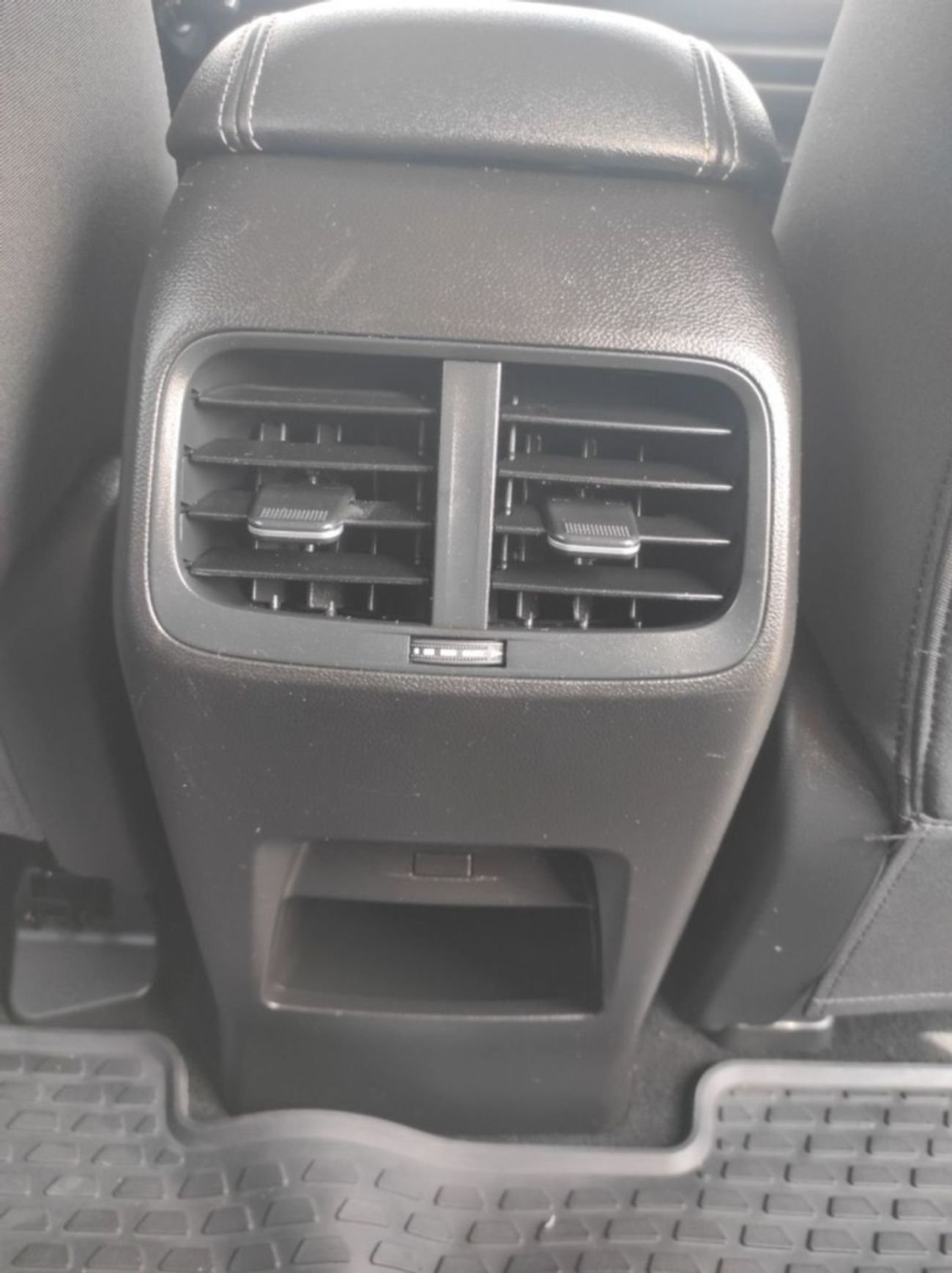 Chevrolet Captiva LT 1.5L (149 HP) (5 Seater)