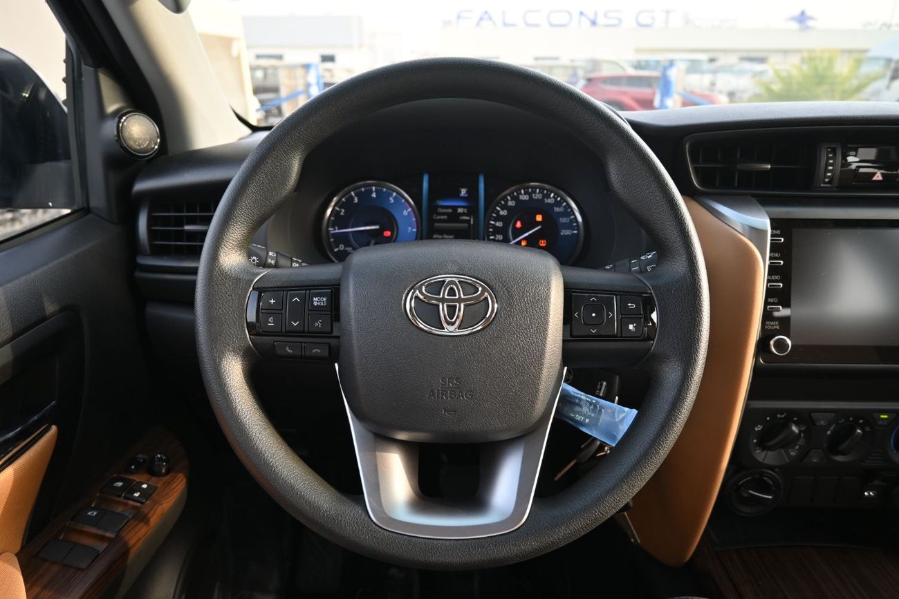 تويوتا فورتونر Toyota Fortuner 2.7L Petrol, Automatic 4WD, Model 2025, Color Black
