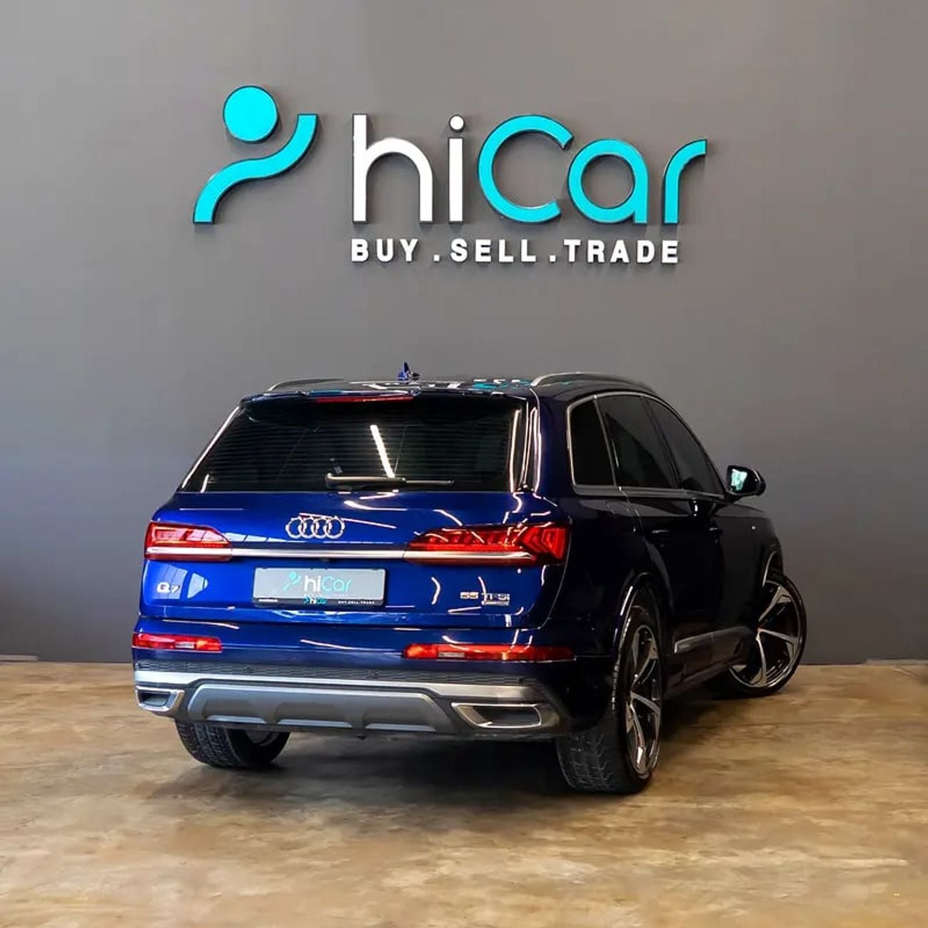 Audi Q7 55 TFSI quattro S Line 2.0L 3,065 P.M • 0% Downpayment • 55TFSI S-Line • Agency Warranty