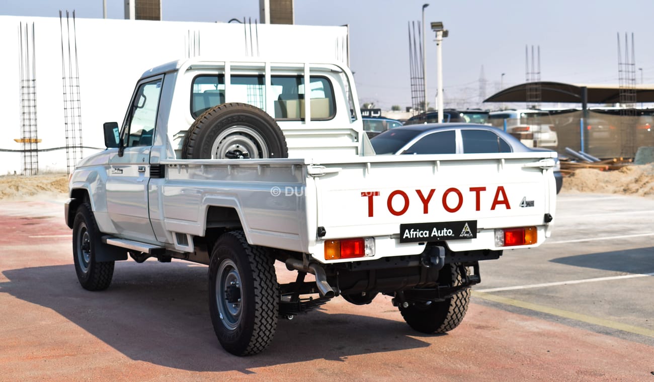 تويوتا لاند كروزر بيك آب 4.2L Diesel V6  Single Cabin